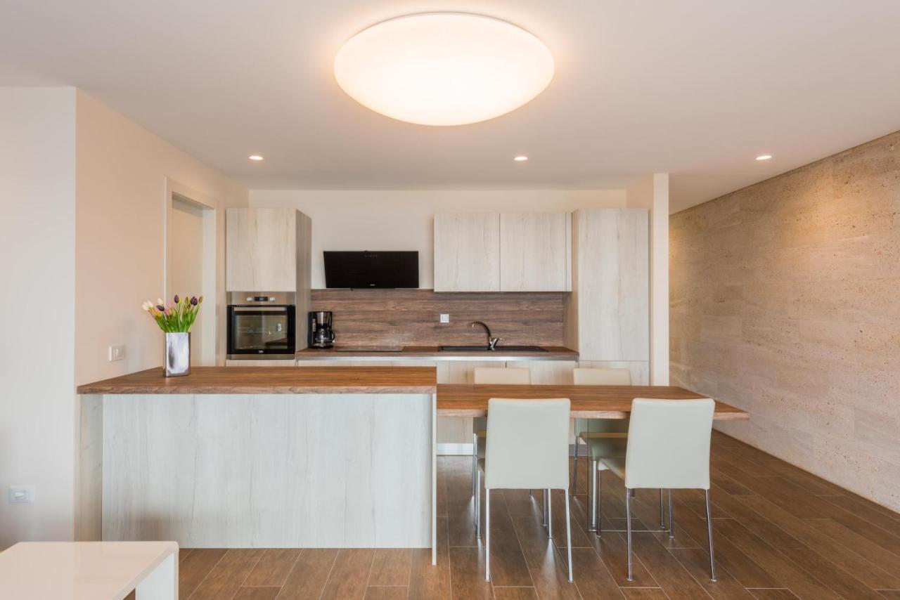 Apartment Olijfboom Dugi Rat Kültér fotó